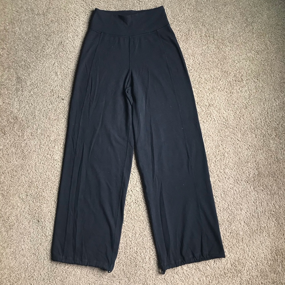 Lululemon Sit In Stillness Pant Sz 4 In Black - Picture 4 of 8